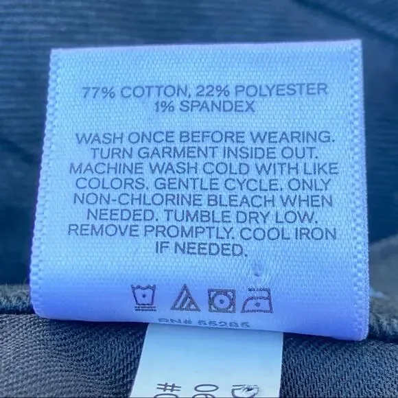 Express Super High Waisted Black Mom Jeans Size 12 - Picture 9 of 12